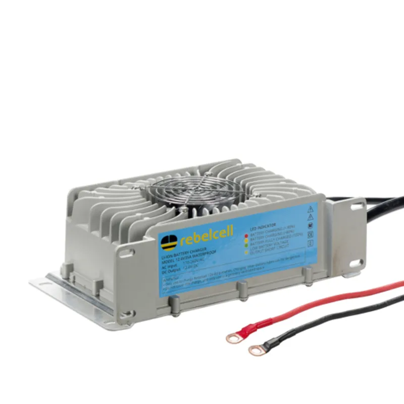 Rebelcell Ladegerät on board IP65 12,6V35A Li-Ion (für 12V100/140/190 Akkus)