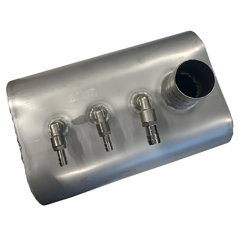 Kraftstofftank Niro 50l, 700x200x350mm mit Geschweißte Fittings