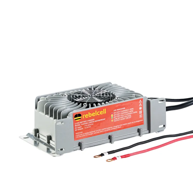 Rebelcell Ladegerät wasserdicht 14,6V35A LiFePO4 für Pro & 12V EDGE